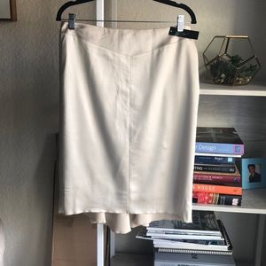 BcbgMaxazriA pencil skirt size 8 NWT